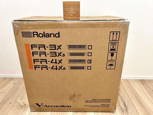 Roland v accordion - roland, v-accordion