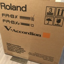 FR-8X Roland V-accordion